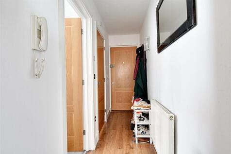 Hall.jpg