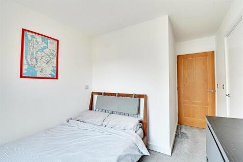 Bedroom 2_2.jpg