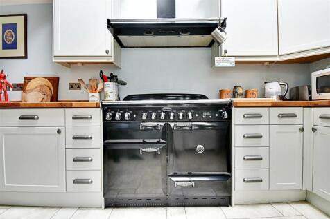 Range Oven.jpg