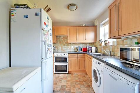 Kitchen 1.jpg