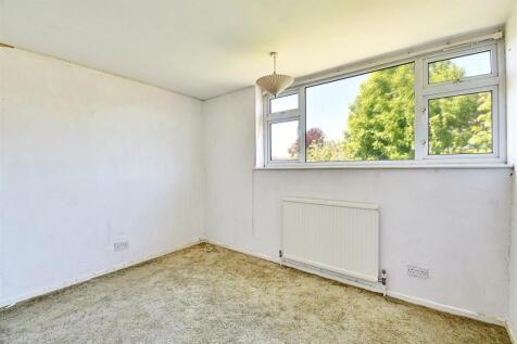 Bedroom 4.jpg