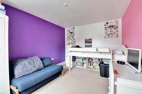 Bedroom 2_2.jpg