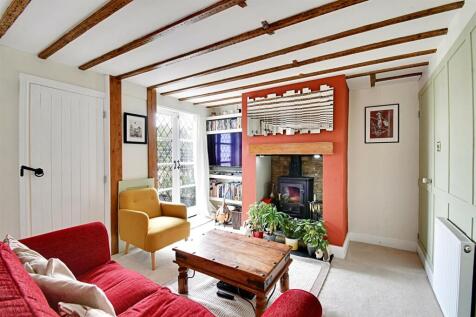 Living Room 3.jpg