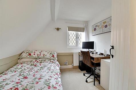 Bedroom 2.jpg