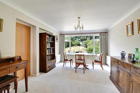 Dining Room.jpg