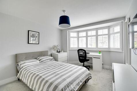 Bedroom 3_1.jpg