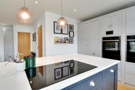 Kitchen 6.jpg