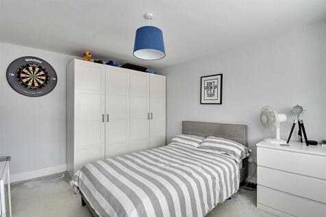 Bedroom 3_2.jpg
