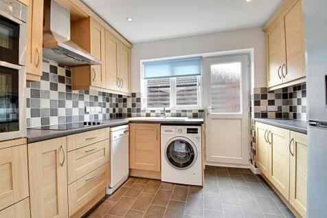 Kitchen 1.jpg