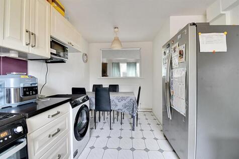 Kitchen 3.jpg