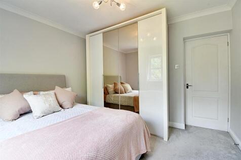 Bedroom 2_2.jpg