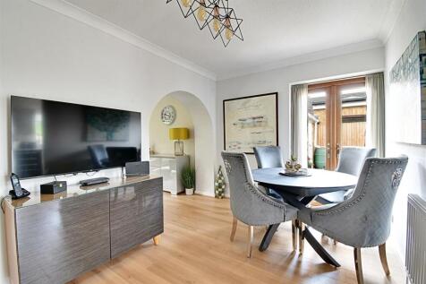 Dining Room 1.jpg