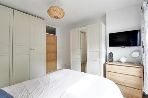 Bedroom 2_2.jpg
