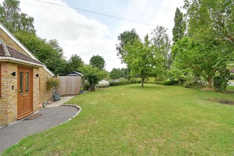 Front Garden 3.jpg