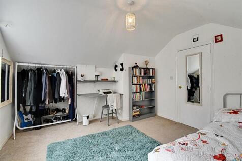 Bedroom 2_3.jpg