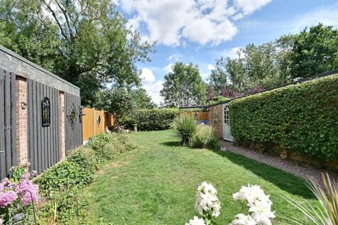 Garden 1.jpg