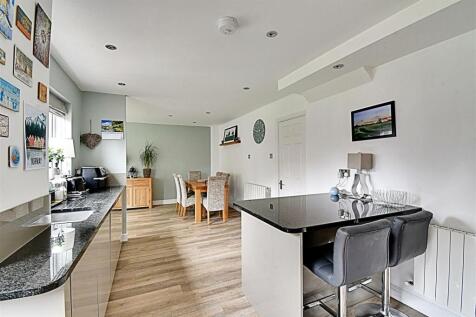 Kitchen 3.jpg