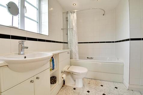 Bathroom.jpg