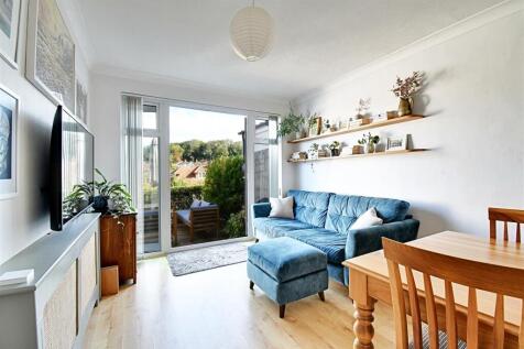 Family Room 1.jpg