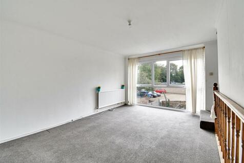 Lounge 1.jpg