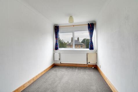 Bedroom 3.jpg