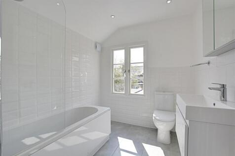 Bathroom 1.jpg