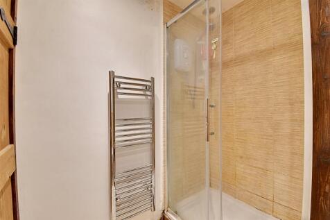 Shower Room 3.jpg