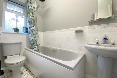 Annex - Bathroom