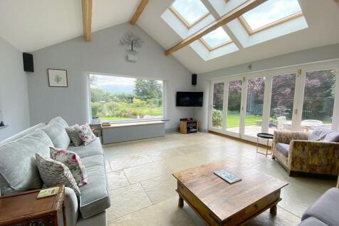 Living/Garden Room