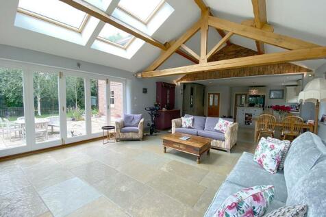 Living/Garden Room