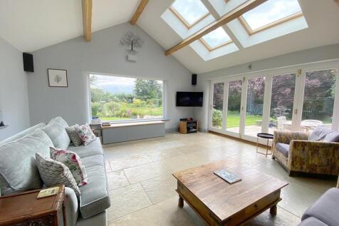 Living/Garden Room