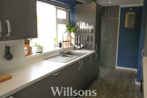 Kitchen 2.png