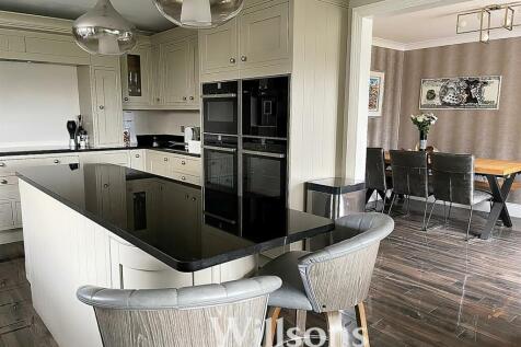 kitchen a.jpg