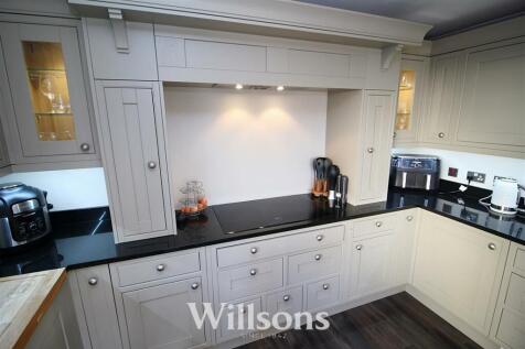 kitchen b.jpg