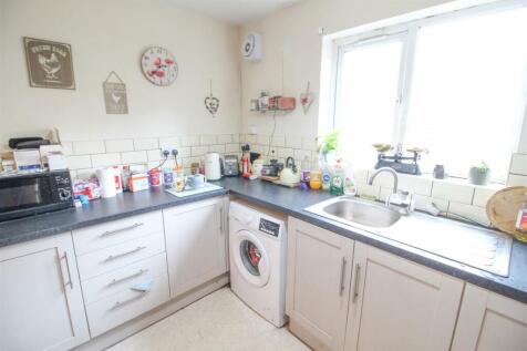kitchen c.jpg