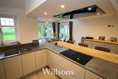 kitchen b.jpg