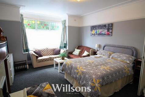 flat 2 bed-lounge.jpg