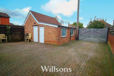 rear gdn b.jpg