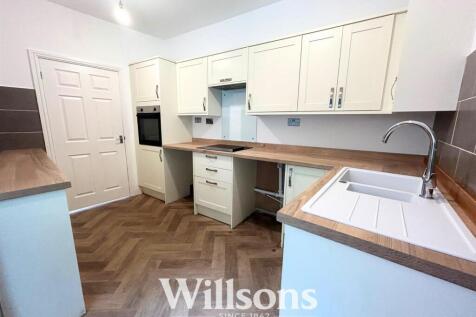 Kitchen 1.jpg