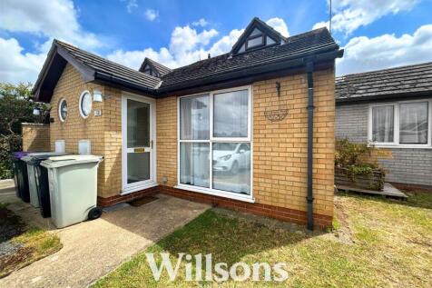 Front of property 1.jpg