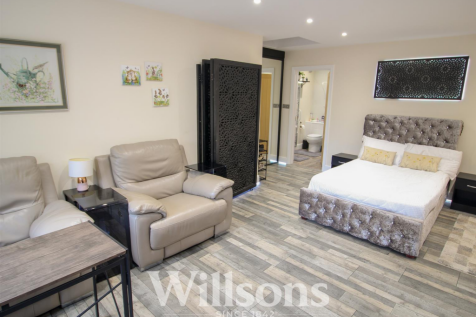 Annexe Lounge/Bedroom
