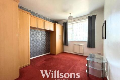Bedroom 1.jpg