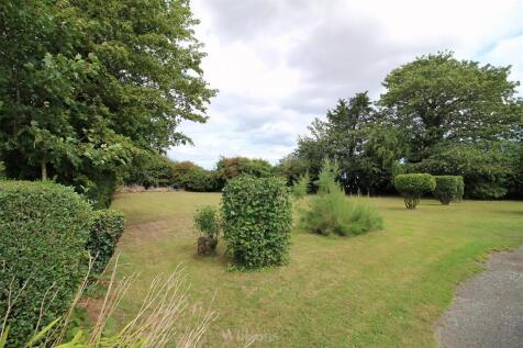 Rear &amp; Side Gardens