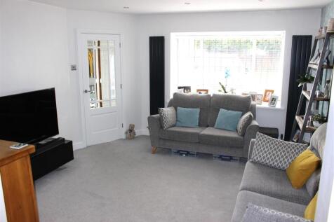 Front Lounge