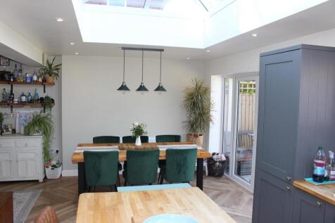 Superb Living Dining Kitchen