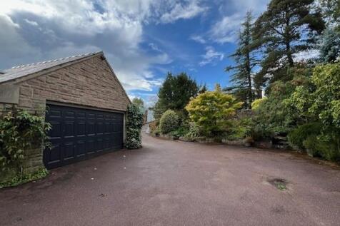 Attached Garage