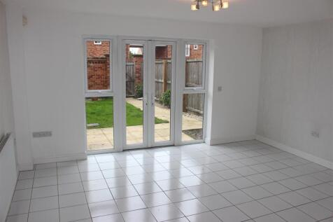 Living Dining Area