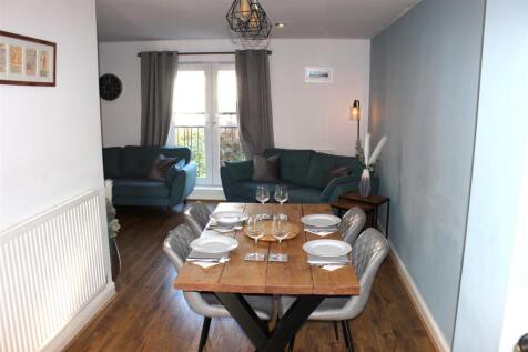 L-Shaped Living Dining Kitchen