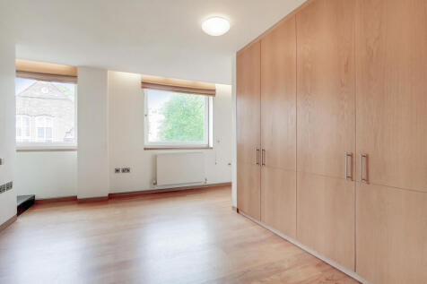 2_Master Bedroom-0