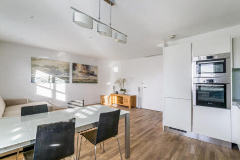 64018_Linden Gardens